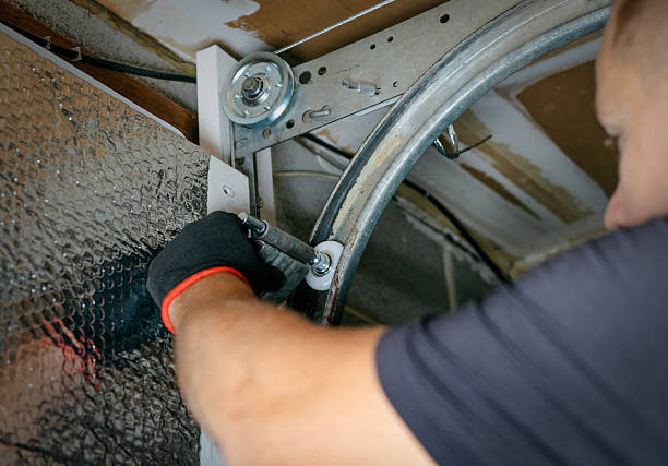 Affordable Garage Door Panel Replacement solutions in Bannockburn, IL